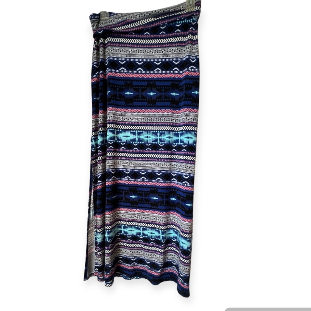 Charlotte Russe Medium High Slit Boho Hippie  SouthWestern Blue Maxi Skirt‎ - Picture 8 of 8